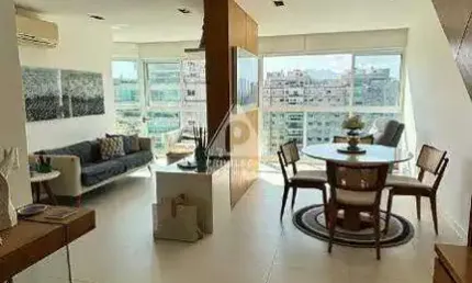 Cobertura duplex ,02 quartos,condomínio blue das américas rua césar lattes,barra da tijuca.