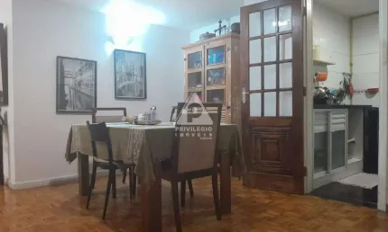 Privilégio imóveis apresenta belíssimo apartamento no posto 4