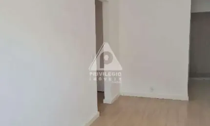 Apartamento 2 quartos com vaga em vila isabel com duas varandas