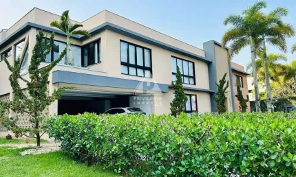 Magnífico duplex, alto padrão, salão pé direito duplo, 3 suítes, piscina, e maravilhosa casa de hóspedes - barra da tijuca.