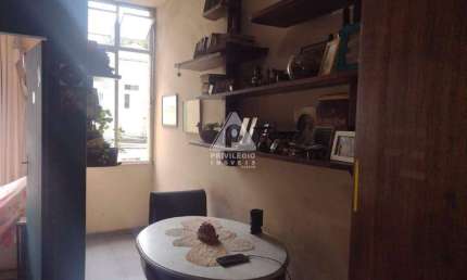Apartamento Sala-Quarto com 57m² com dependência e vista livre em Botafogo!