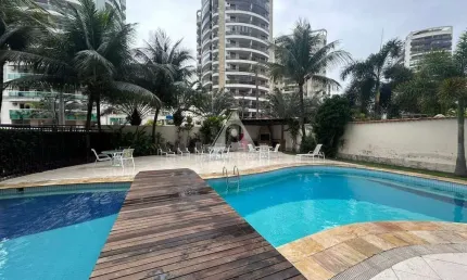 Belíssimo apartamento à venda, 3 quartos, barra olímpica.
