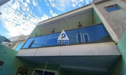 CASA TRIPLEX COM PISCINA, 3 QUARTOS - À VENDA - TAQUARA