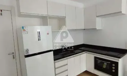 Conjugado a venda no centro, santo cristo - rio de janeiro