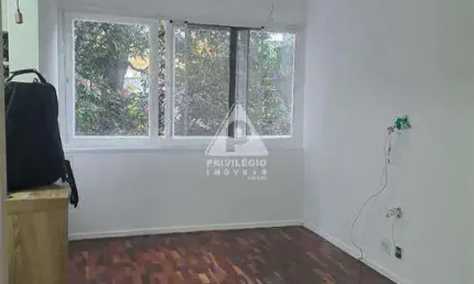 Apartamento à venda no jardim botânico, 2 quartos, dependência completa