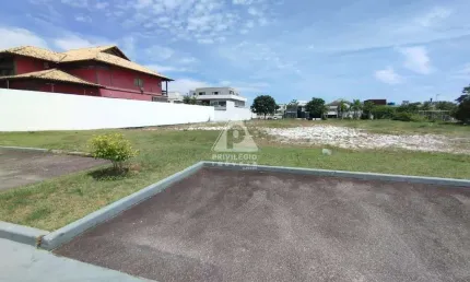 Terreno de 1.500m² – lazer e conforto no condomínio