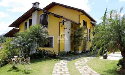 Casa à venda, 6 quartos, 3 suítes, 2 vagas, Carlos Guinle - Teresópolis/RJ