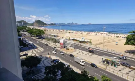 Salão, lavabo, 3 quartos sendo 2 suítes, cozinha, dce e vg