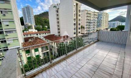 Excelente apartamento com 2 quartos, varanda e vaga a venda em Botafogo!