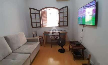 1 quarto a venda em Laranjeiras, Rio de janeiro- RJ
