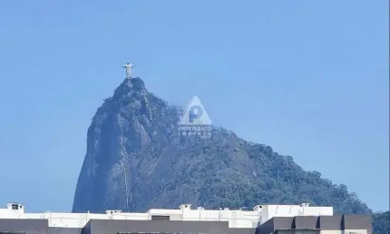 4 quartos sendo 1 suite, varanda, vista livre, vaga, 220 metros, portaria 24h