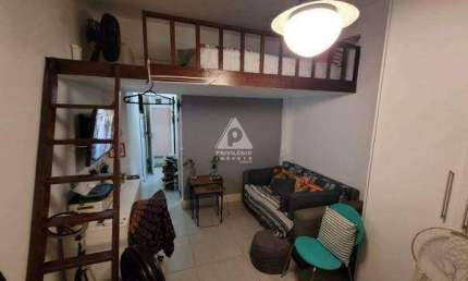 Loft, reformado, colado no metro, vista livre, portaria 24h
