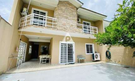 Casa triplex, 6 quartos , 2 suítes , 2 vagas pechincha
