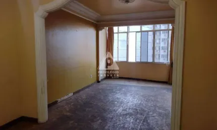 3 quartos (suíte) 1 vaga de garagem a venda na tijuca