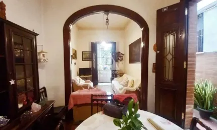 Excelente casa de vila linear em botafogo ao lado metrô. 3 quartos. 1 vaga de garagem