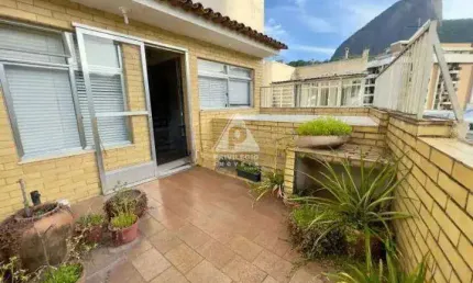 Cobertura duplex com vista mar, 4 quartos e piscina no leblon – 263m² de luxo