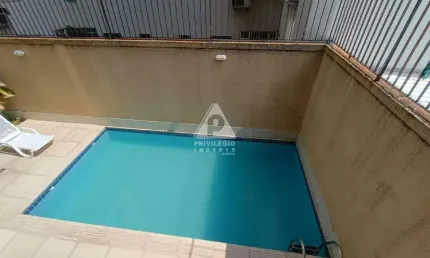 Apartamento na grande tijuca com 3 quartos , 2 vagas.