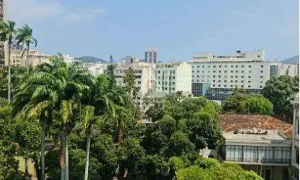 Apartamento de dois quartos no flamengo com vista para os jardins do palácio do catete disponível para venda na privilégio imóveis