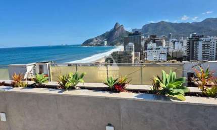 Apto reformado de 3 quartos a 1 quadra da praia, em Ipanema