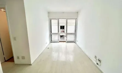 1 quarto | dependencia | vaga | varanda | infraestrutura