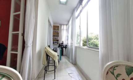 Apto garden, 4 quartos, 1 suíte, com área externa! Posto 4!