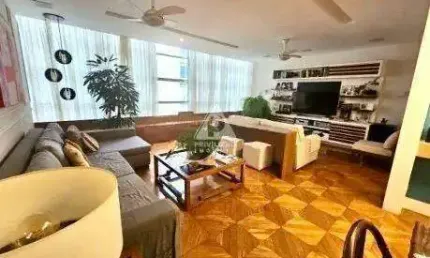 4 quartos, sendo 1 suíte e vaga escriturada posto 5 copacabana