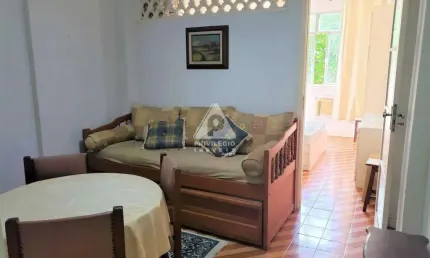 Conjugado dividido saleta e quarto com vaga escriturada