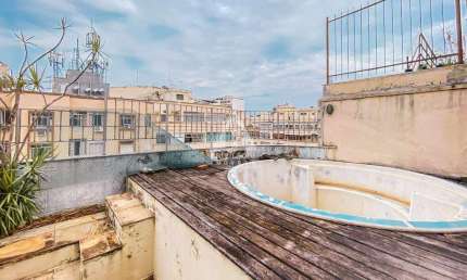 Cobertura em Copacabana a venda com 200m², 4 quartos, 4 banheiros e vaga na escritura! Posto 3