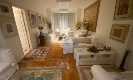 Apartamento 3 qtos com suíte, lavabo, DCE, 01 vaga escriturada.