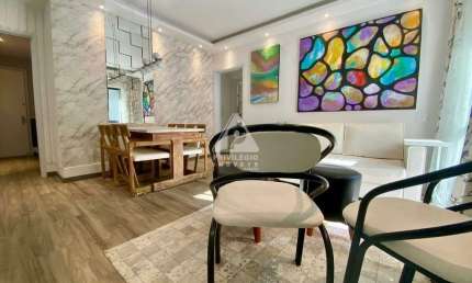 Lindo Flat em localização privilegiada em Copacabana