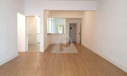 Salão, jardim de inverno, 3 quartos, 2 suítes, banheiro social, cozinha,