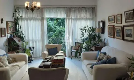 Apartmanto 4 quartos com 1 suite em rua charmosa da lagoa