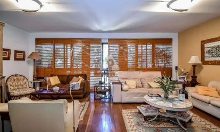 Apartamento 178 m² 4 quartos suíte vista livre 2 quartos de empregada 2 vagas na escritura