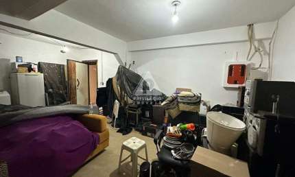Casa triplex 3 quartos 2 banheiro varanda em Botafogo
