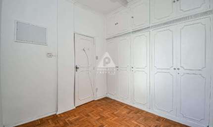 Apartamento de 1 quarto, dependência, 58 m², botafogo