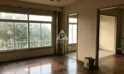 Apartamento à venda na Lagoa, 4 quartos (sendo 2 suítes), 2 vagas