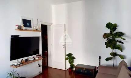 Apartamento de sala/quarto no humaitá, vista cristo.