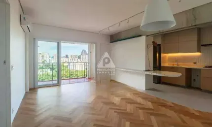 3 quartos sendo 1 suite, 2 vagas, varanda, vista livre para o pão de açucar e cristo redentor, portaria 24h