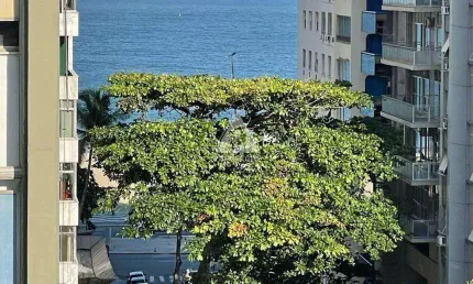 Quarto/sala vista mar, todo reformado em copacabana