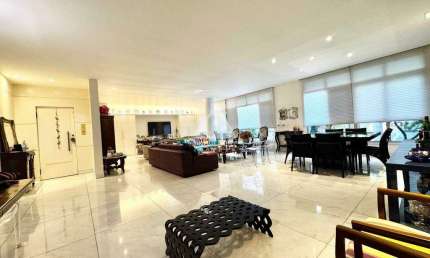 Excelente apartamento no Leblon á poucos metros da praia - 261m2 - 4 quartos - 2 vagas