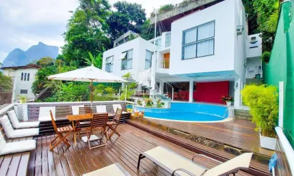 Casa luxuosa, projetada por arquiteto, capa de revista, à venda em são conrado