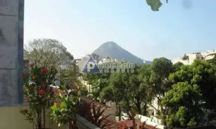 Casa de alto padrão à venda na gávea – 3 quartos, suíte, varanda e terreno de 650m²