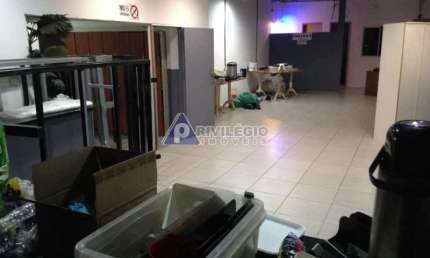 Casa de rua à venda, 28 quartos, 12 suítes, 1 vaga, Laranjeiras - RIO DE JANEIRO/RJ
