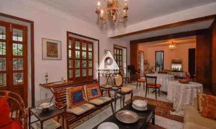 Casa de rua à venda, 3 quartos, 1 suíte, 2 vagas, Cosme Velho - RIO DE JANEIRO/RJ