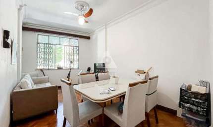 Apartamento de 2 quartos, com dependência completa em Laranjeiras, com 80m²