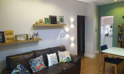 APARTAMENTO COM 2 QUARTOS E 2 BANHEIROS NA ESTÁCIO !
