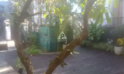 Flat à venda na Rua Paschoal Carlos Magno, --, Santa Teresa, Rio de Janeiro