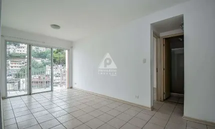 Apartamento no centro de 1 quarto com infraestrutura e vaga disponível para venda na privilégio imóveis