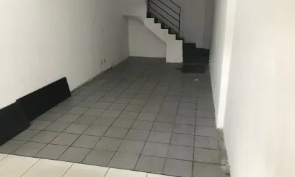 Alugo excelente loja no Anchieta com sobreloja - 48 m2