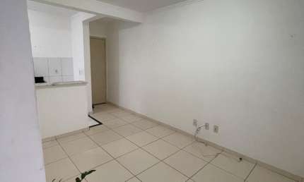 Apartamento com 2 quartos para alugar na Rua Maria Quitéria, Itingá, Lauro de Freitas